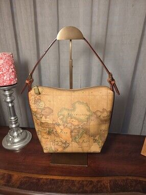 Vintage Alviero Martini Tilasse Baquette Bag